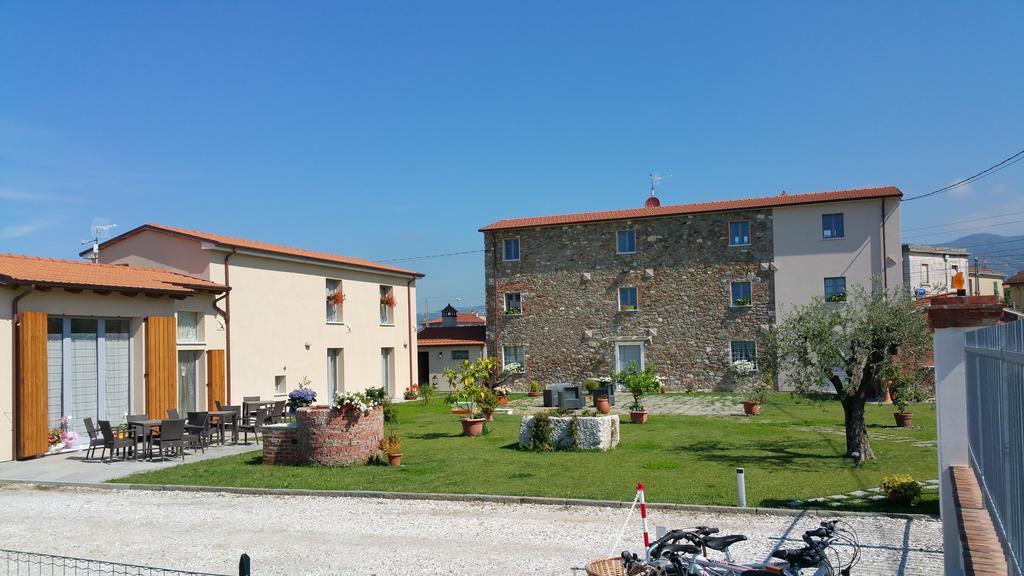 Ca Thomas Hotel Castelnuovo Magra Exterior foto